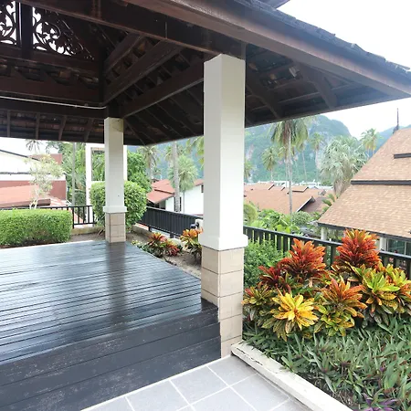 Phi Phi Banyan Villa-3